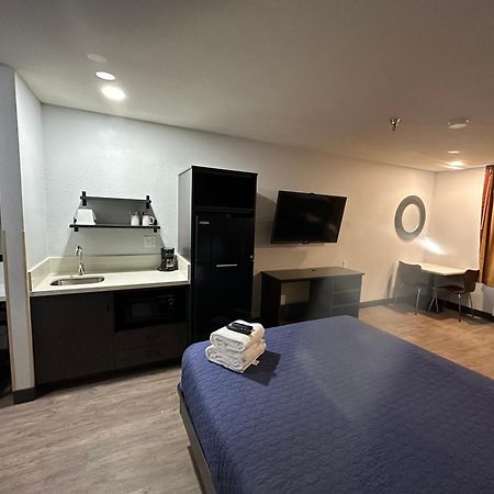 Pinetop Studio Suites מראה חיצוני תמונה