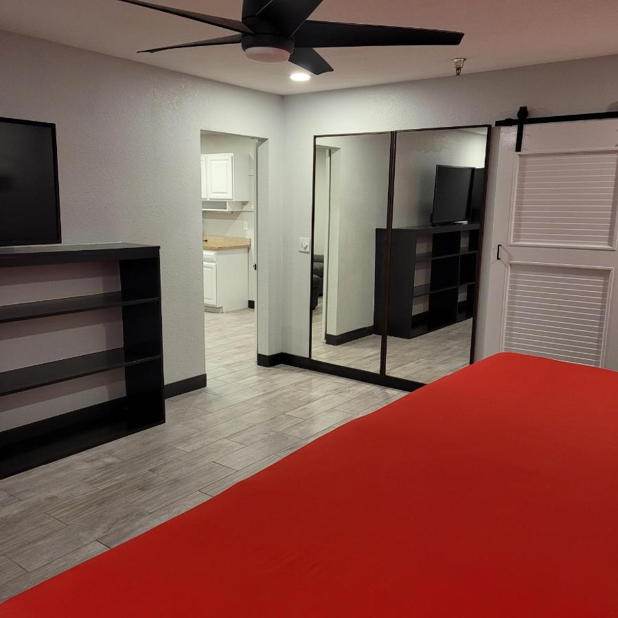 Pinetop Studio Suites מראה חיצוני תמונה