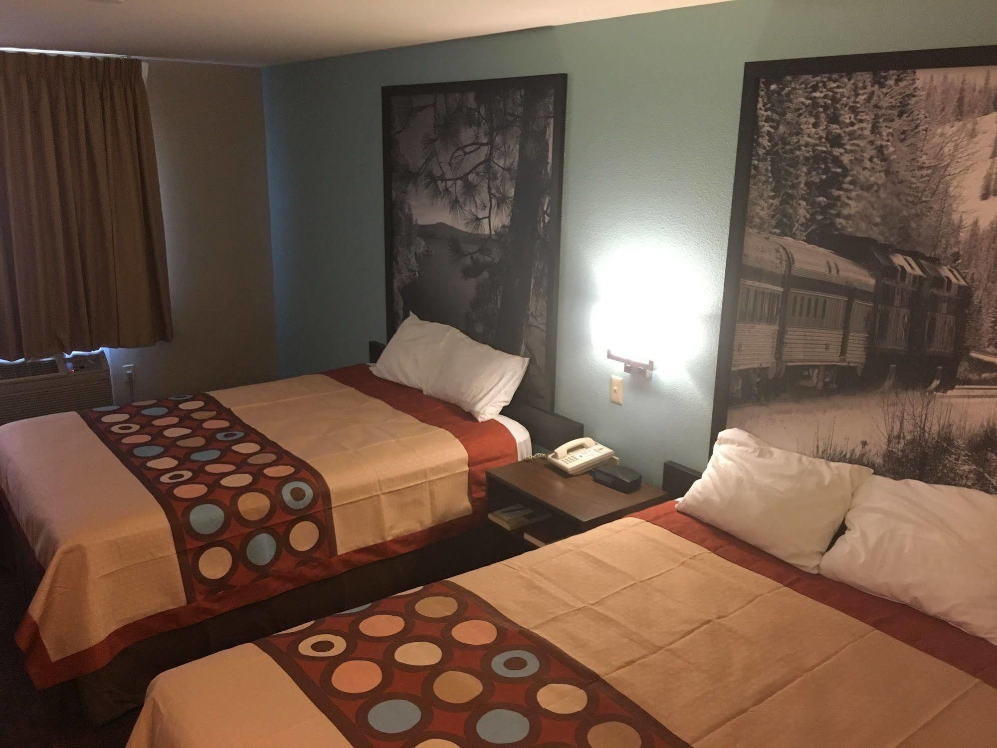 Pinetop Studio Suites מראה חיצוני תמונה